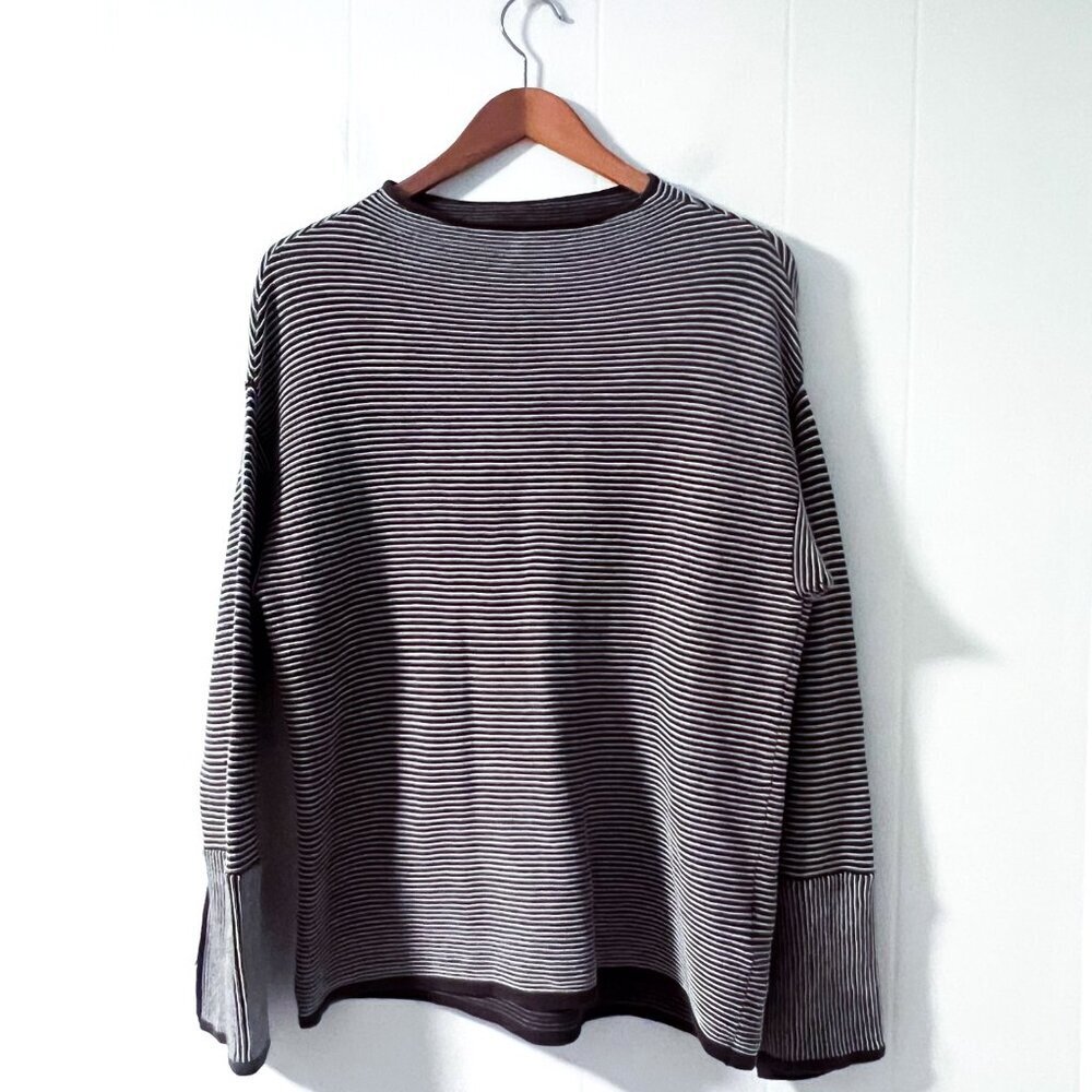 Tribal Long Sleeved Dolman Funnel neck split bell cuff Sweater M - Picture 4 of 12